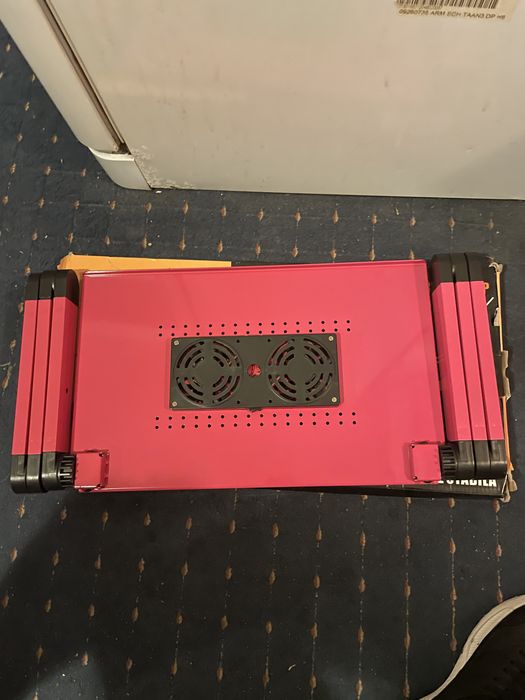 Masa multifunctionala pentru laptop noua in cutie,reglabil cu ventilat