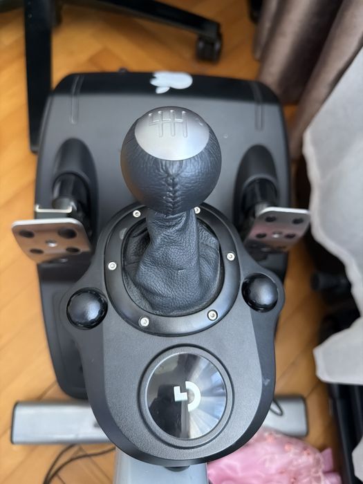 Playseat Evolution + G920 Driving Force SET