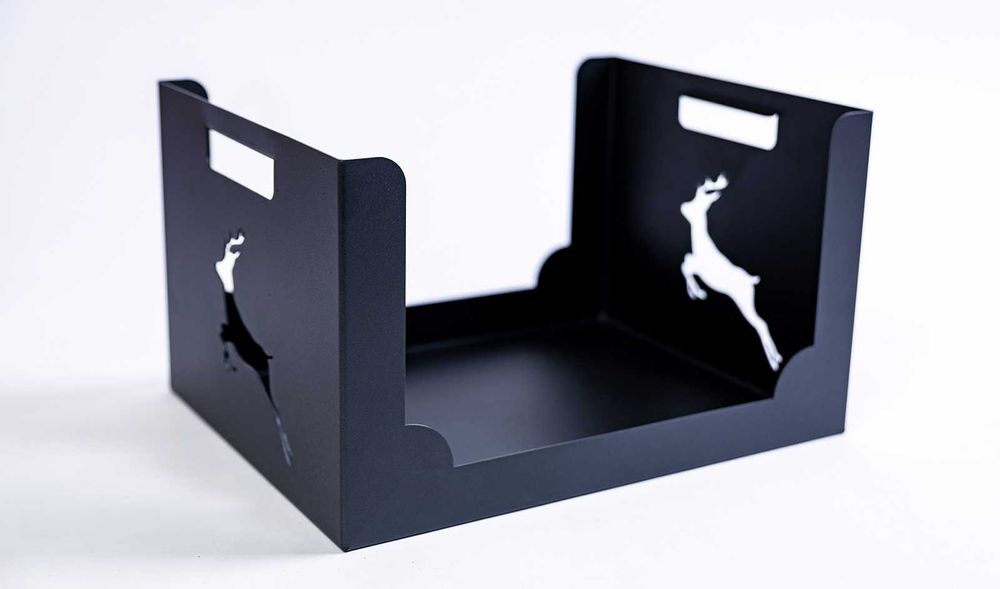 Метален кош за дърва