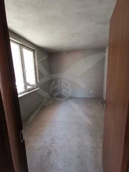 Продава се Тристаен апартамент в Карлово - 131 кв.м за 955 €/кв.м - Снимка #4