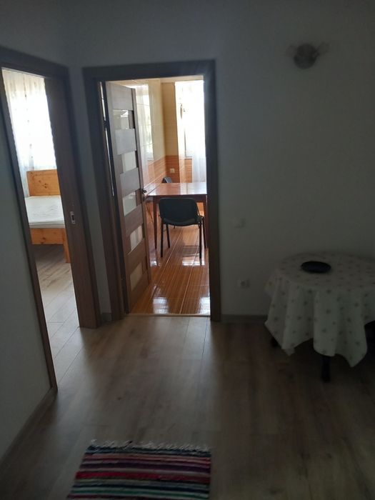 Închiriez garsaniera