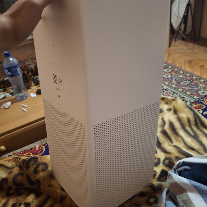 Продам Xiaomi Smart Air Purifier 4 Lite