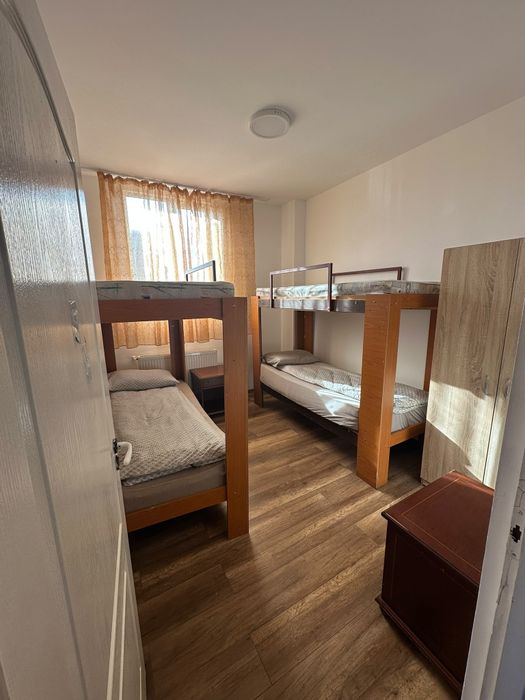 Inchiriez apartament !