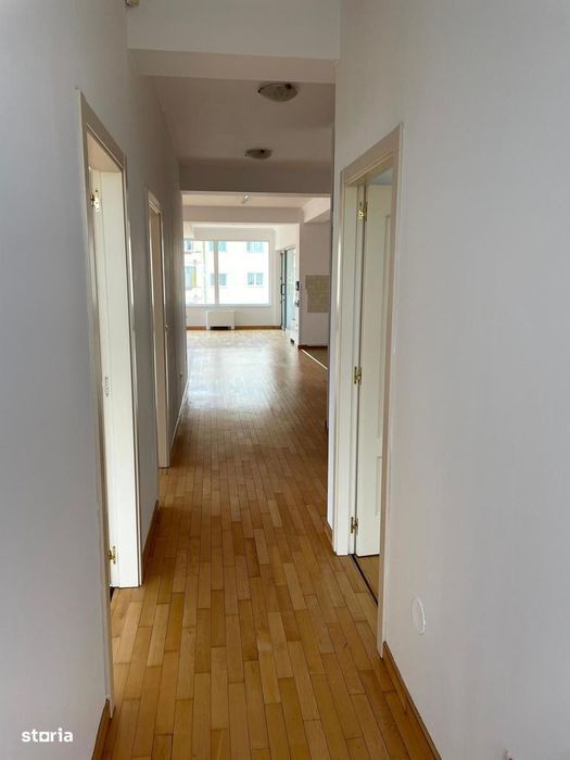 Spatiu de birouri Clasa A -Premium -Central-cu parcare proprie