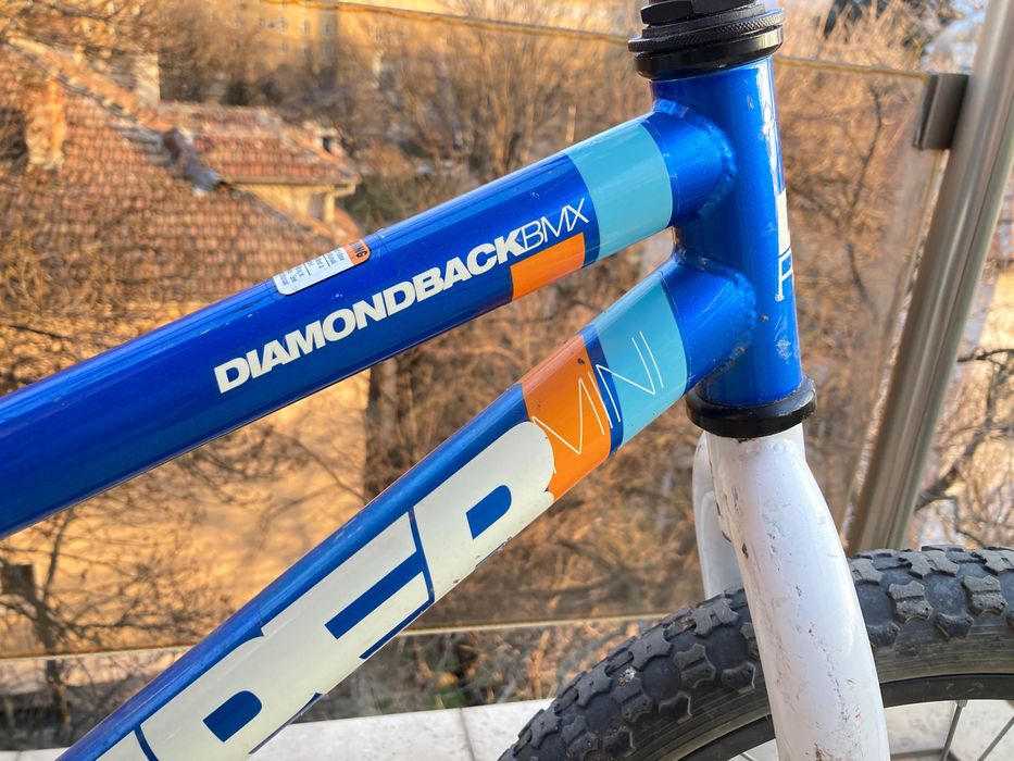 Детско колело (16"), с помощни колела и каска: Diamondback Junior Viper 16" BMX (16 цола)