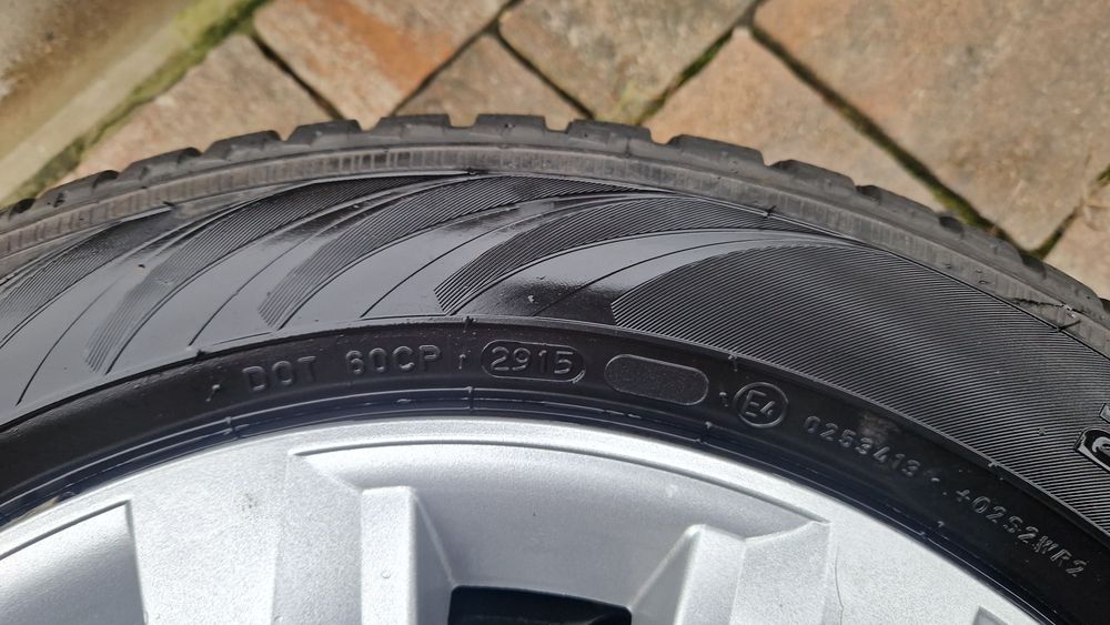 Anvelope iarna 205 55 R 16 cu jante VW