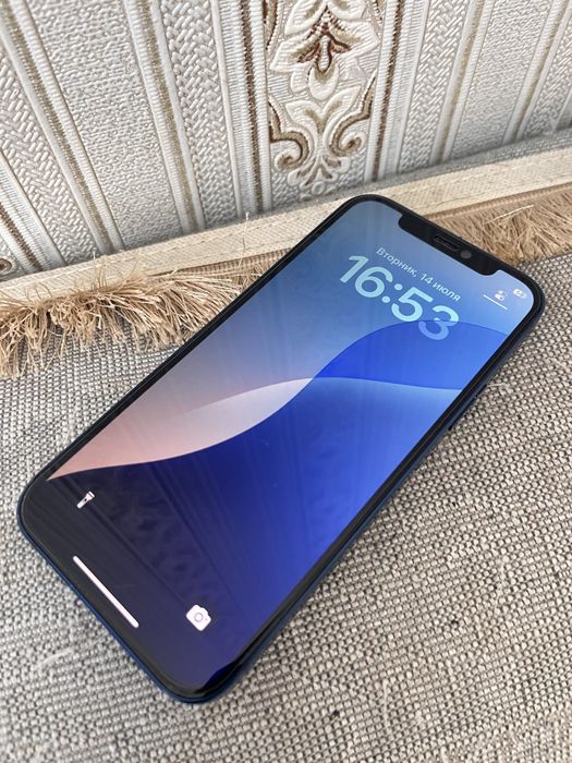 Продается Iphone 12 64gb