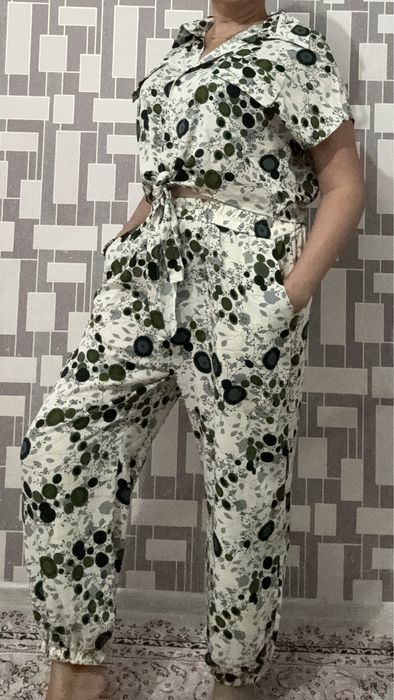 Костюм женский шёлк-капрон 44-46