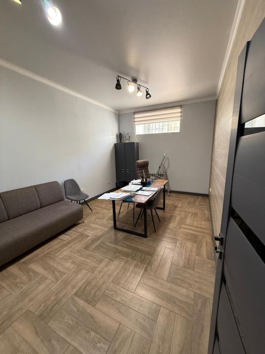 Сдам коммерческое помещение