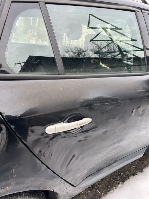 Renault Megane III Grandtour 1.5 dCi 110 CP Automat – 2011