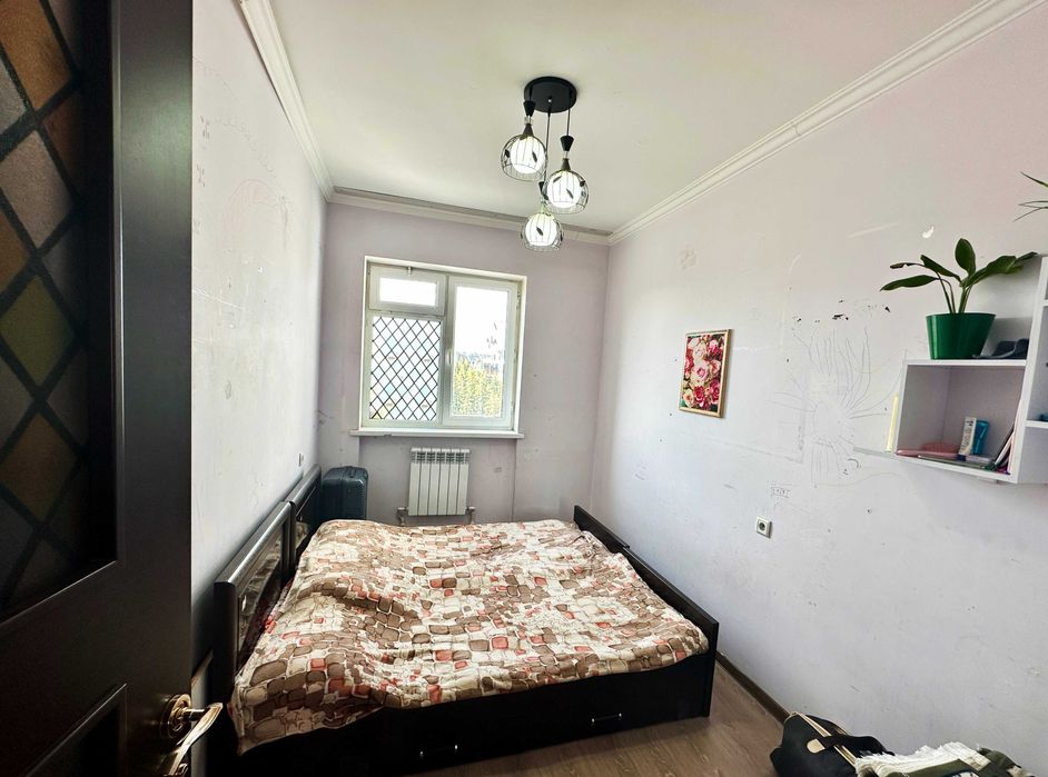 Sergeli 5a 3 xonali kvartira sotiladi 3/4/7