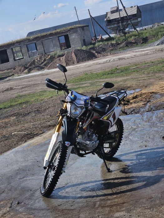 Прдам мотоцикл YAQI 250