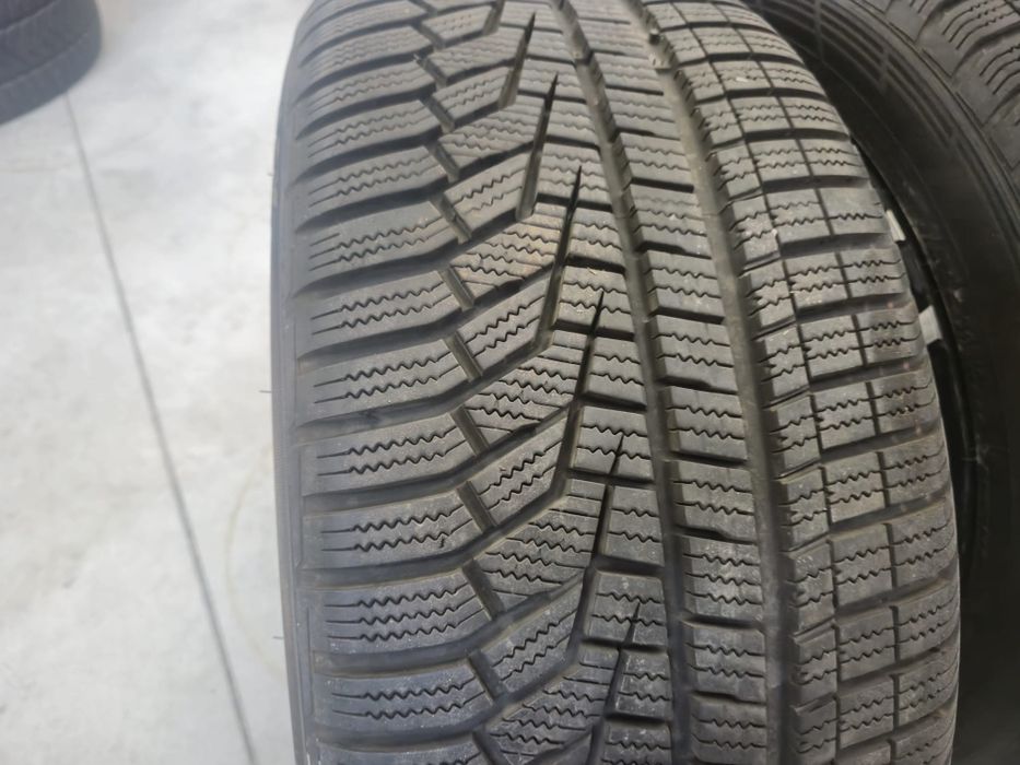 4 anvelope iarna Hankook Runflat 225 45 18 ca și noi