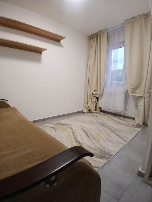 Proprietar vând cameră de cămin transformată în garsonieră Et 2 bloc din 1980