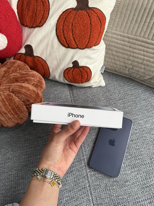Iphone 14 pro deep purple 128 GB като нов