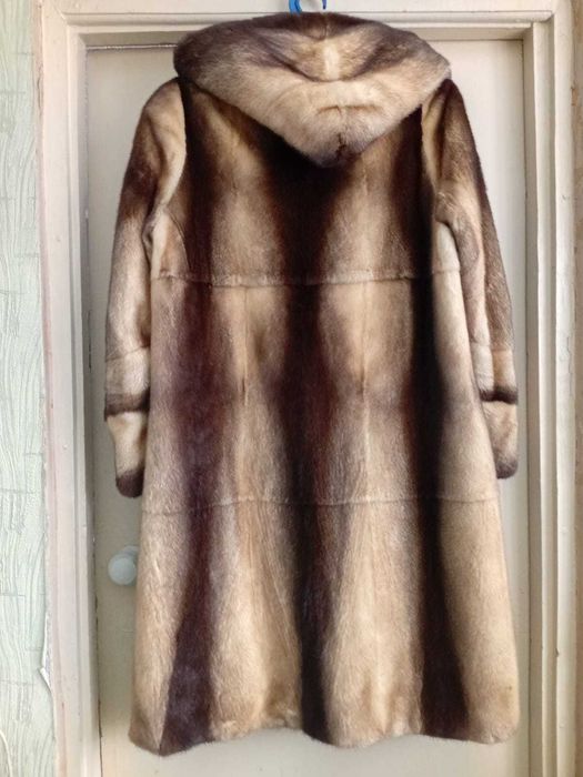 Дубленка новая шуба норка    плащ кожа