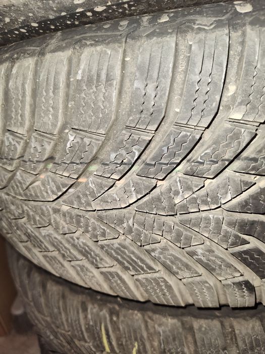 Зимни гуми Continental winter contact ts870 205/55/16