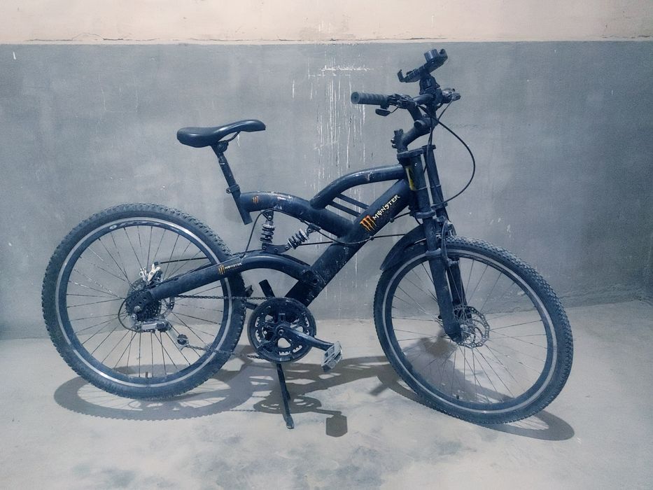 valosiped monster