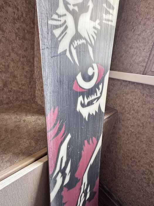 Сноуборд Burton 143