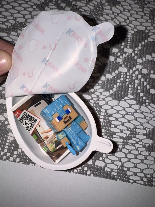 Продам фигурку из майнкрафт