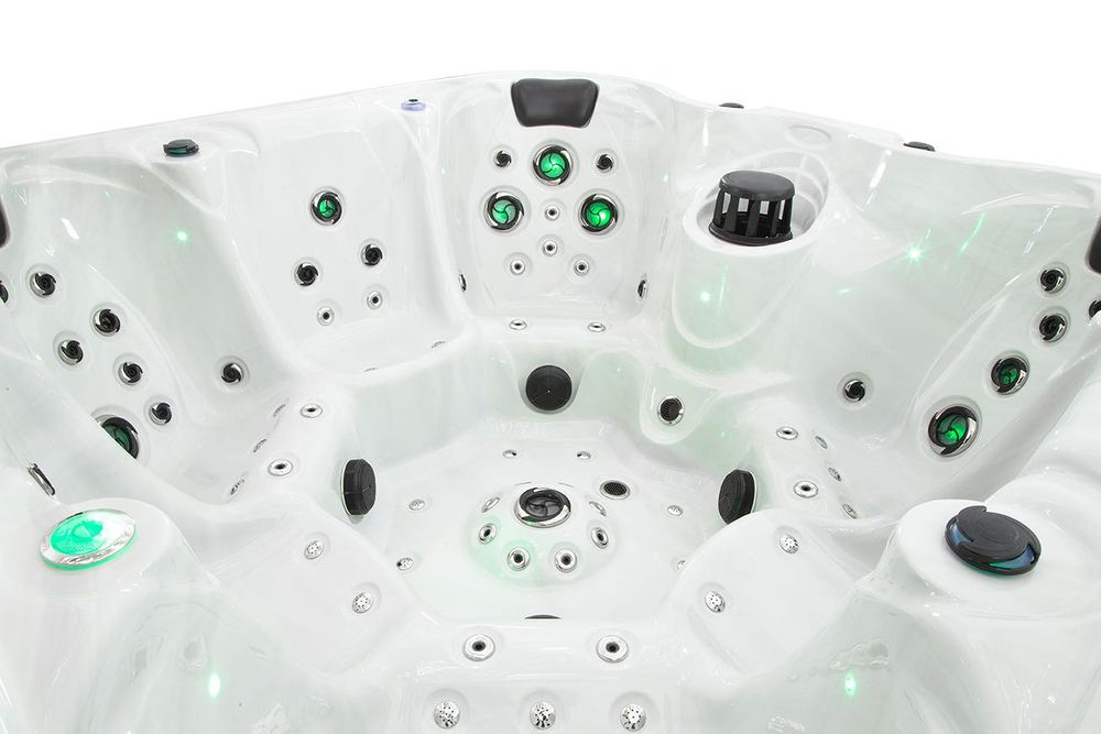 Професионално 7 местно Джакузи за Къщи за Гости Хотели и Спа Комплекси