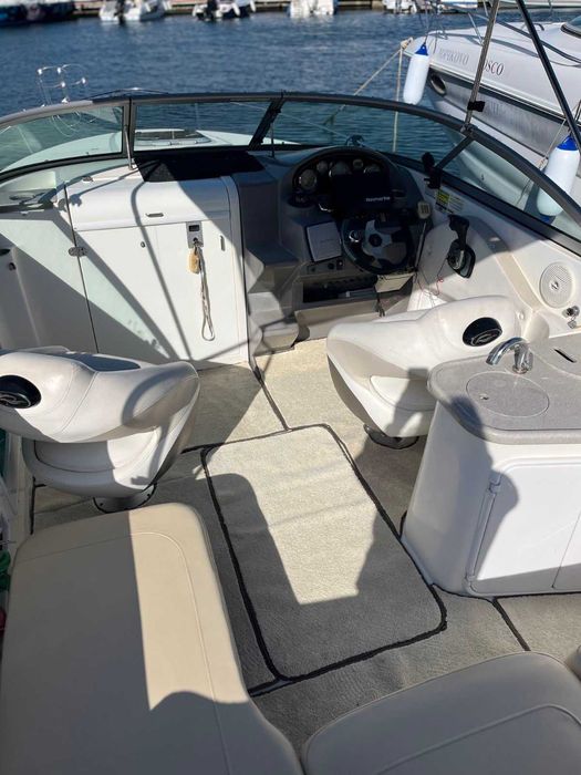 лодка RINKER 230
