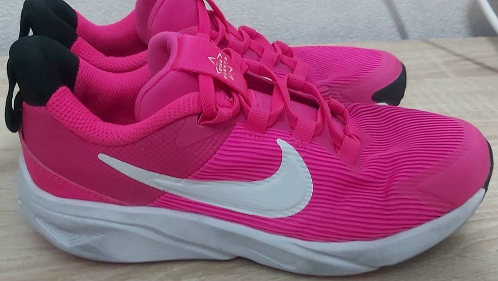 Nike оригинал 33 размер