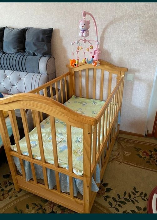 Детская кроватка+подарок