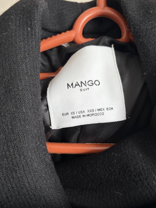 Зимно палто Mango
