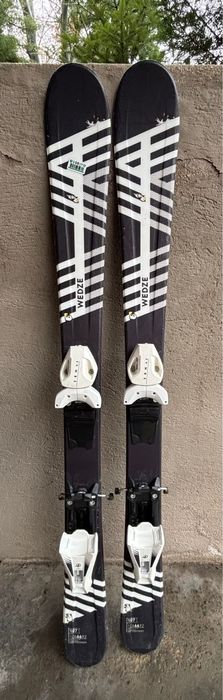 Echipament ski copii, clapari 29-32, skiuri 107, protectie spate.