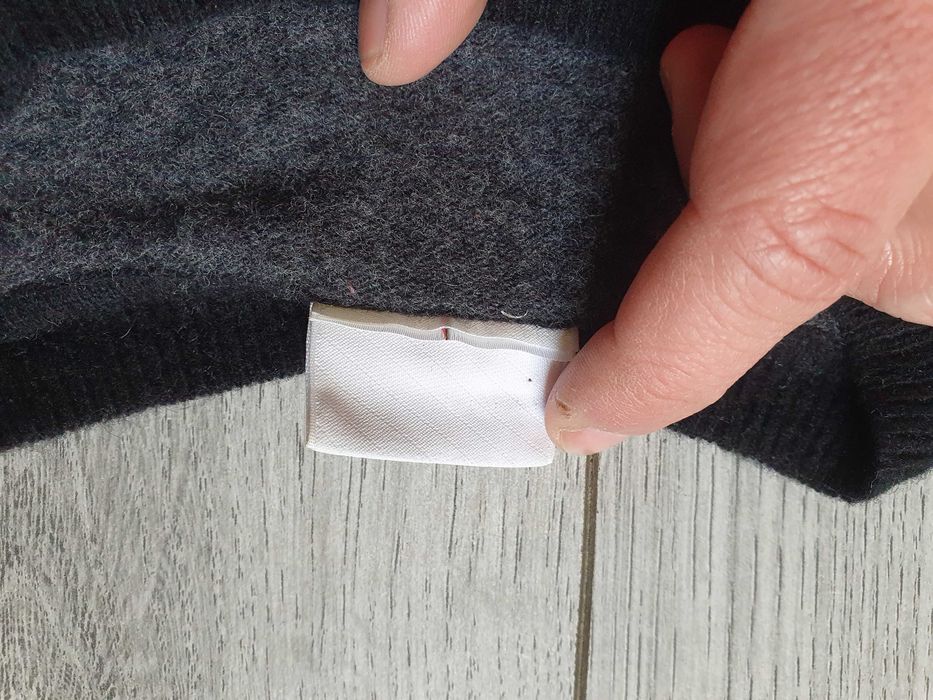 Pulover LACOSTE (100% Pure Virgin Wool) - Marime 4 (S)