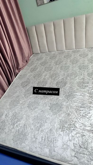 Спальный диван с матрасом , 2 шт сандык,