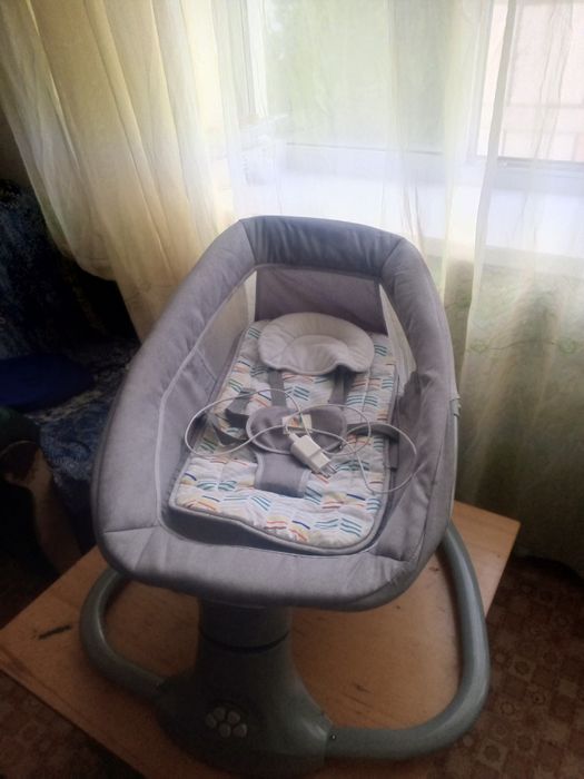 Шезлонг с проводом