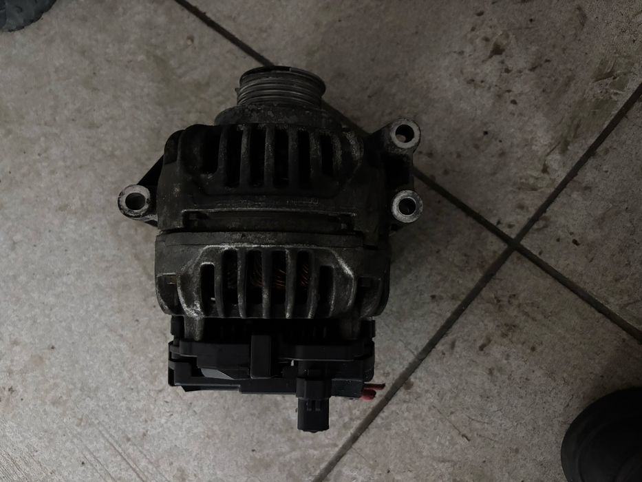 Генератор на Renault Duster