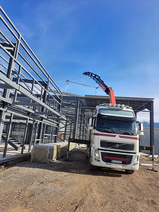 Камион с кран услуги транспорт 24 м.