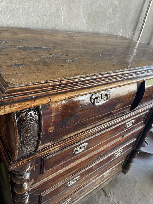 Комод антиквар