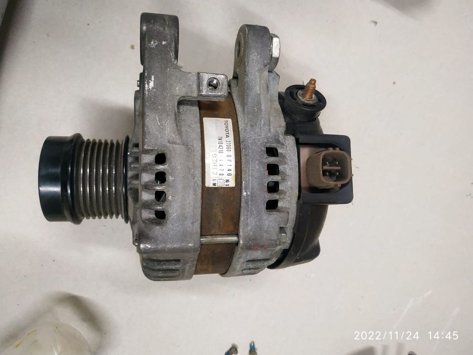 Генератор от lexus, gs 300, Toyota aristo