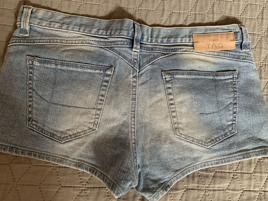 Фирмени къси панталони