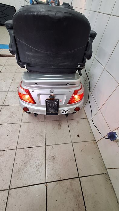 Mini scuter electric