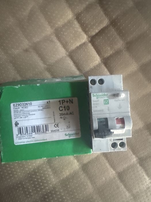 Siguranta schneider cu protectie diferentiala 10A,16A