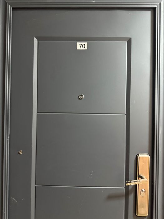 Garsonieră de vânzare