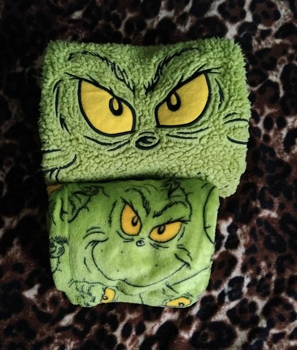 Pijamale Grinch 11-12ani