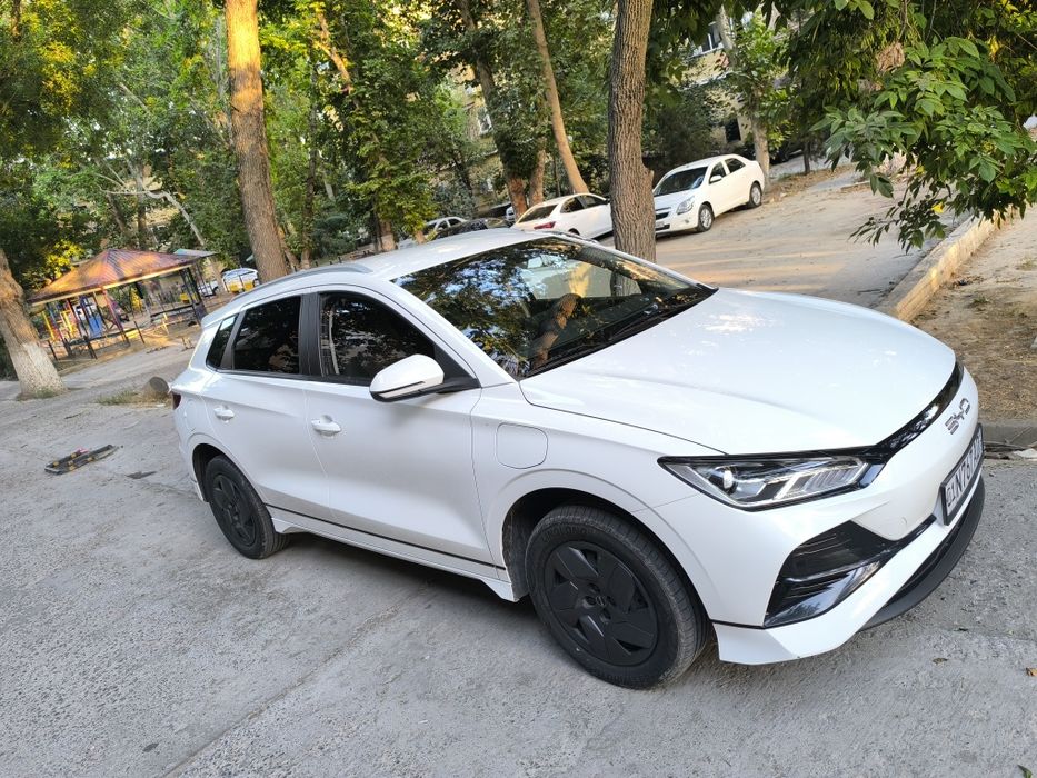 Byd e2 elektr toliq 2023 yil