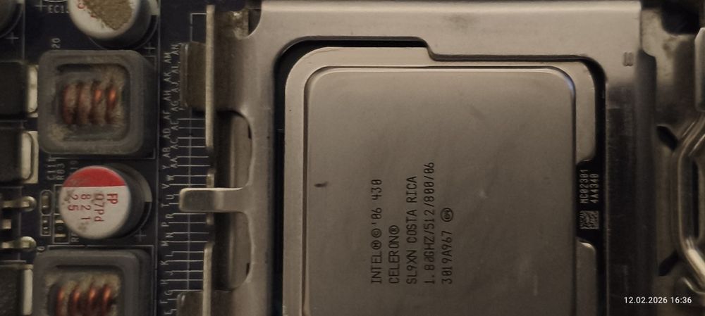 Intel celeron 430 s.775 ,adata  DDR 2 2x1GB