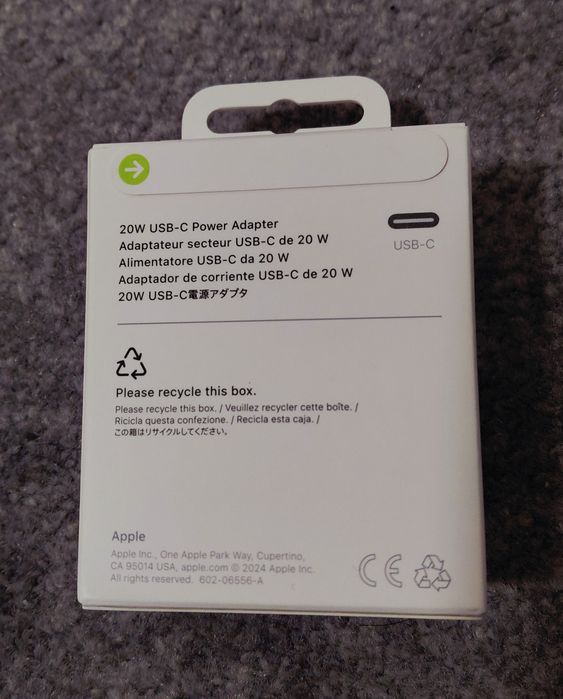 Incarcator iPhone 17 Pro. original sigilat!