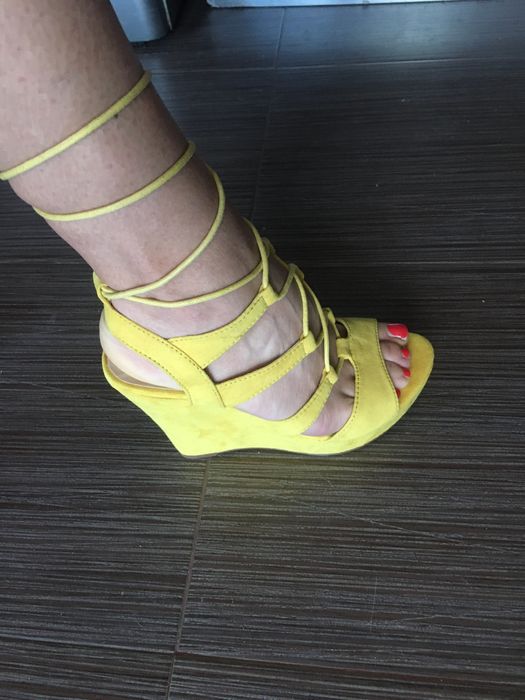 Сандали платформа