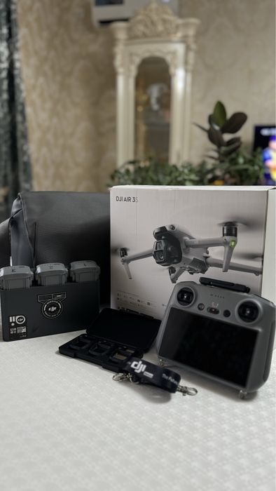 Продам Дрон Dji Air 3S Fly more Combo