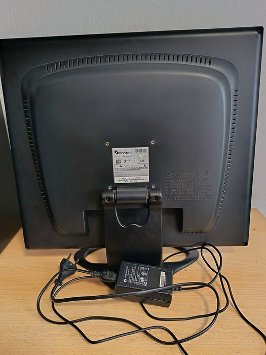 Calculatoare desktop, detalii pe fotografii