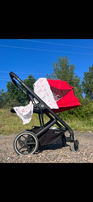 Cybex Ferrari коляска