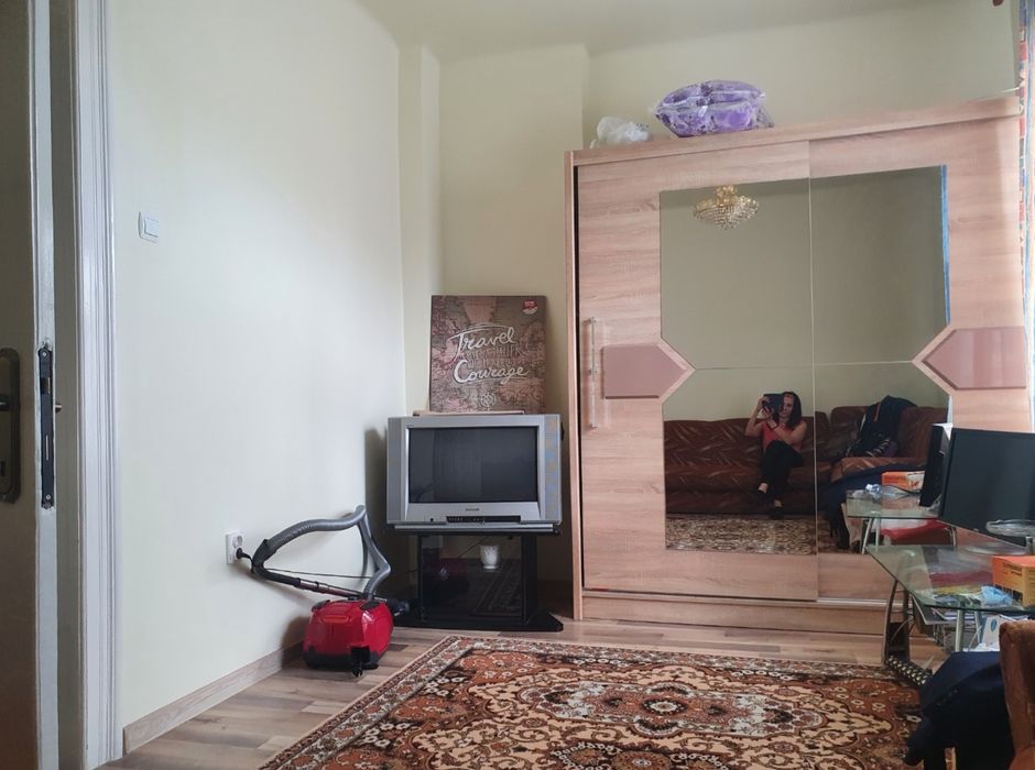 Inchiriez casă 3 camere în zonă centrală în Ploiești!